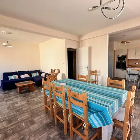 Appartement Coeur De Camargue - Terrasse Et Garage Proche De La *