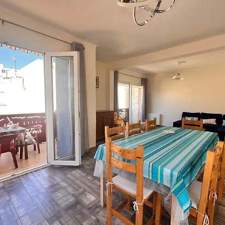 Appartement Coeur De Camargue - Terrasse Et Garage Proche De La