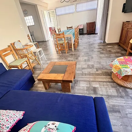 Coeur De Camargue Terrasse Et A Pied Au Centre 르그로뒤후아