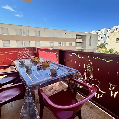 Coeur De Camargue Terrasse Et A Pied Au Centre 르그로뒤후아